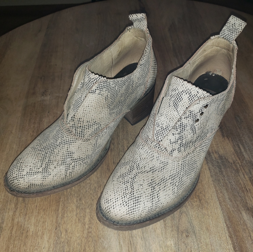 Freebird Sadie Ice size 8